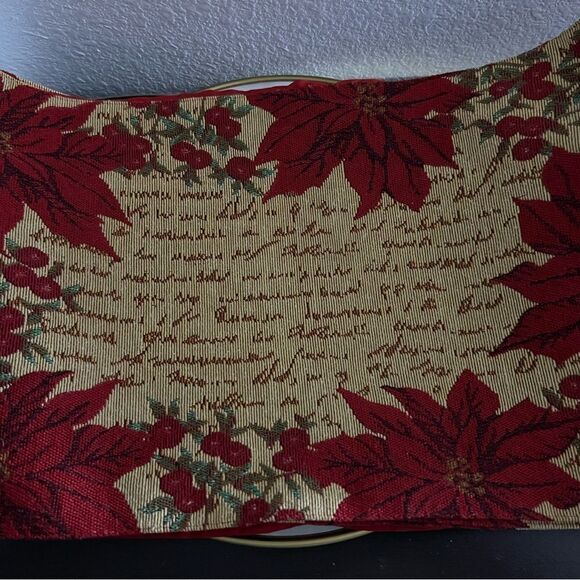 Red Poinsettia Flowers Berries Placemats Tapestry Decoration Set of 6 - Picture 1 of 2